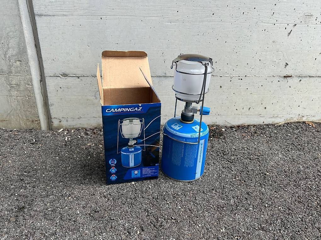 Lampade: Lampe Campingaz Lumogaz 80W – Usato da Cormondrèche venduto da SwiSSID