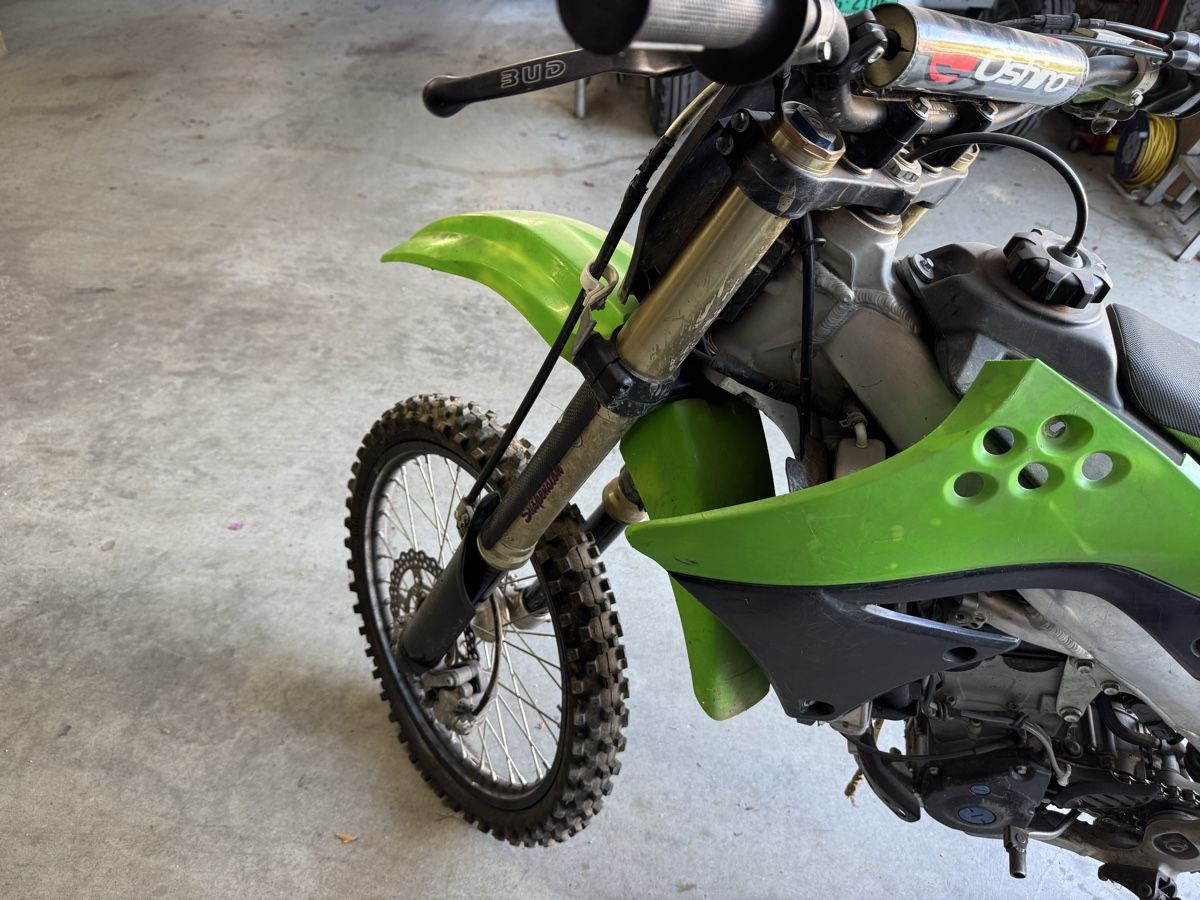 Kawasaki Enduro: Kawasaki kx 250f – Difettoso da Bottenwil venduto da RKJunior 3