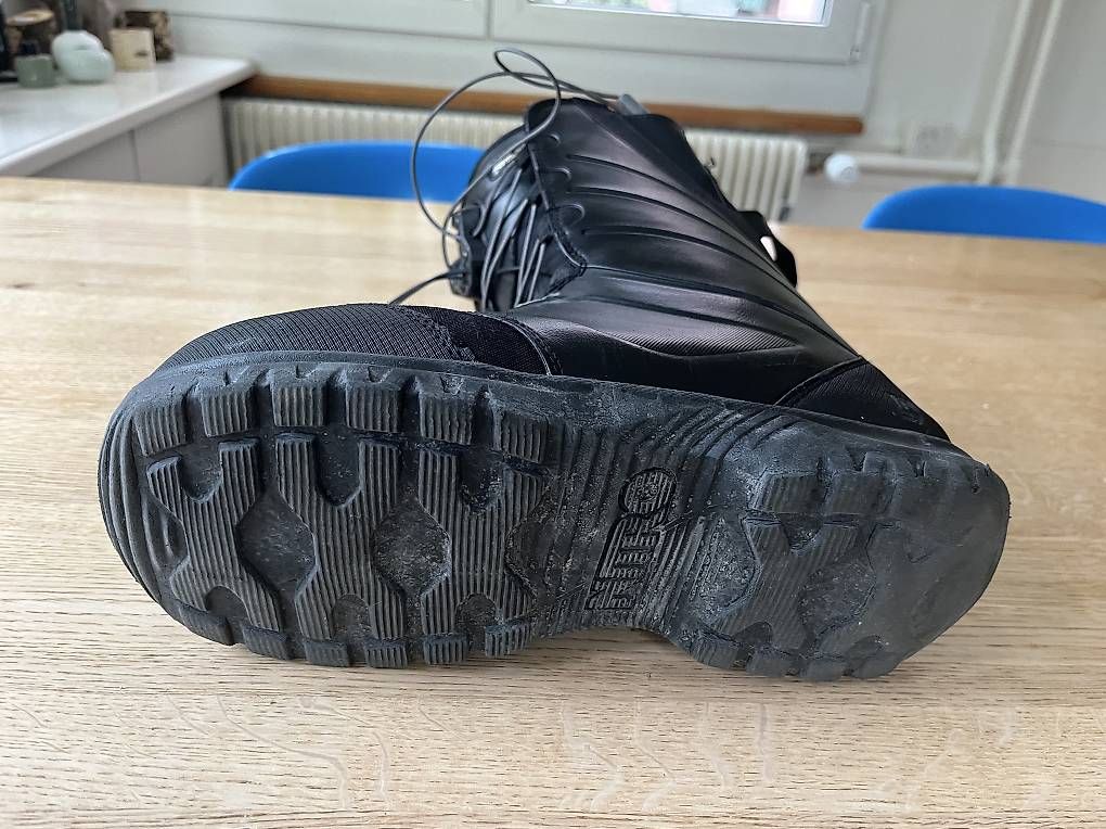 Snowboard Nitro Scarpe da uomo: super leichte Nitro Snowboard Boots Grösse 40 3/2 – Usato da Schlieren venduto da kasuemir 4