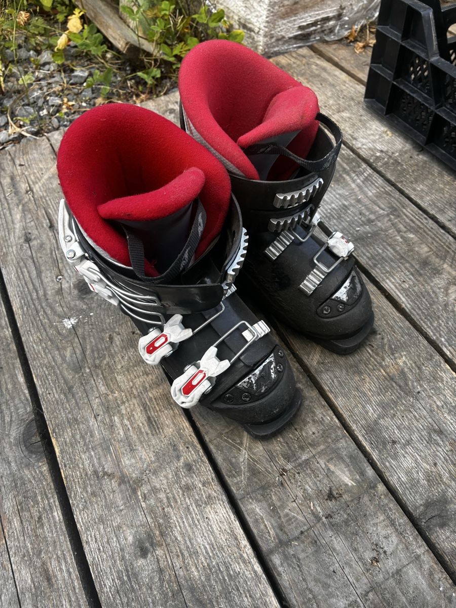 Sci: Skischuh – Usato da Hergiswil NW venduto da cowa_81