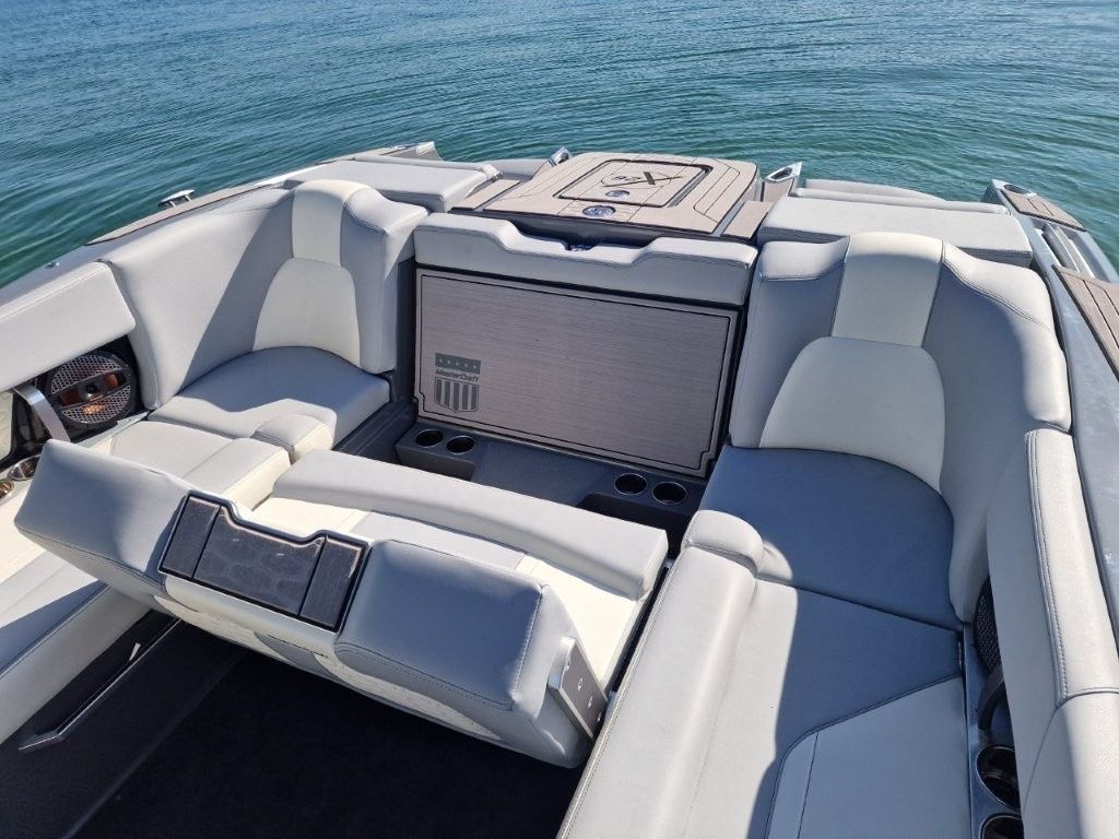 Mastercraft Barche: Bootsplatz kann vermittelt werden Mastercraft x26 2023 – Nuovo (secondo la descrizione) da Kilchberg ZH venduto da bau_x7vy 7