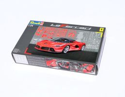 LaFerrari 1:24 von Revell