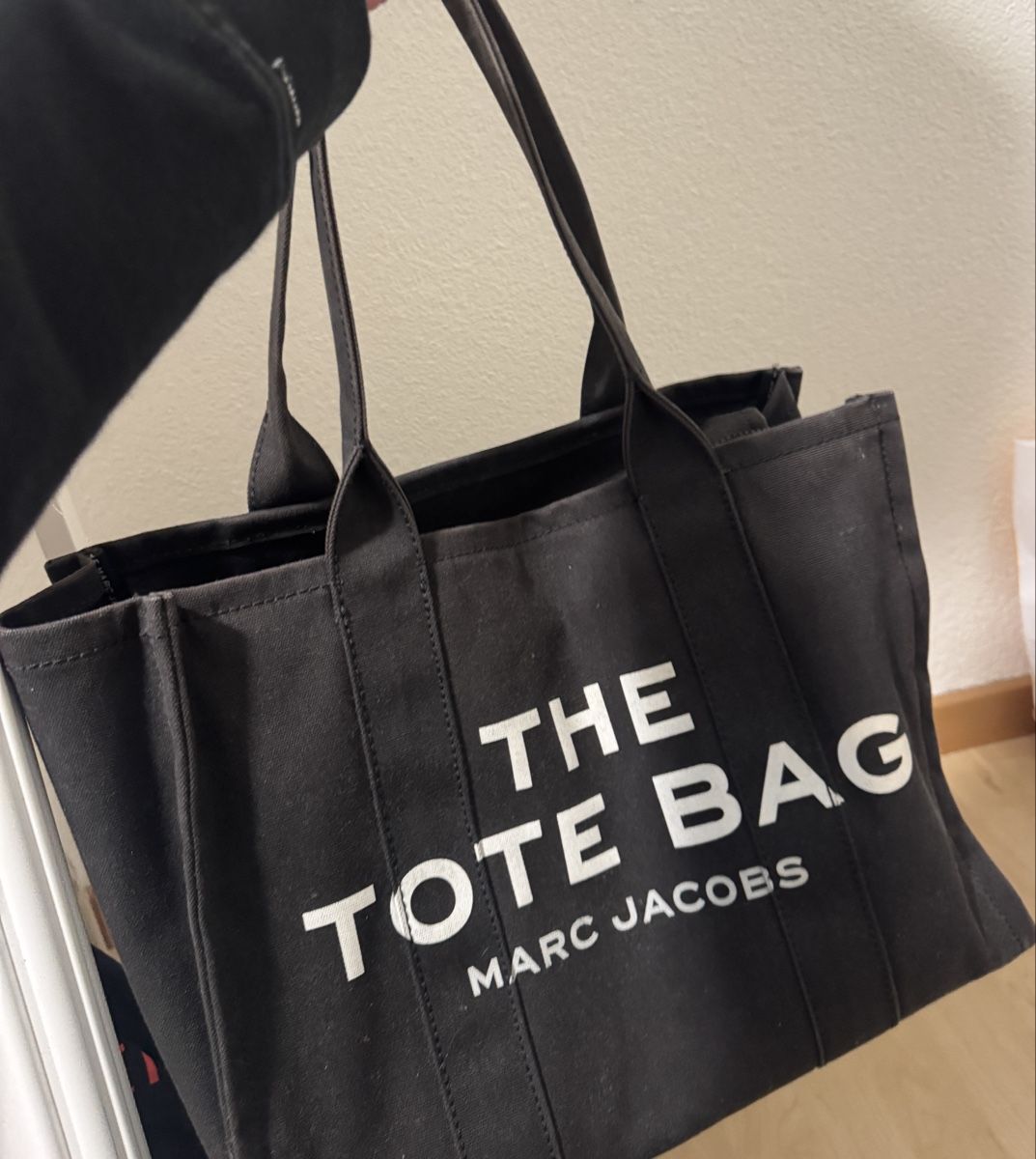 Marc Jacobs Borse da donna: Marc Jacobs Tote Bag Large – Usato da Luzern venduto da elzashl2304 1