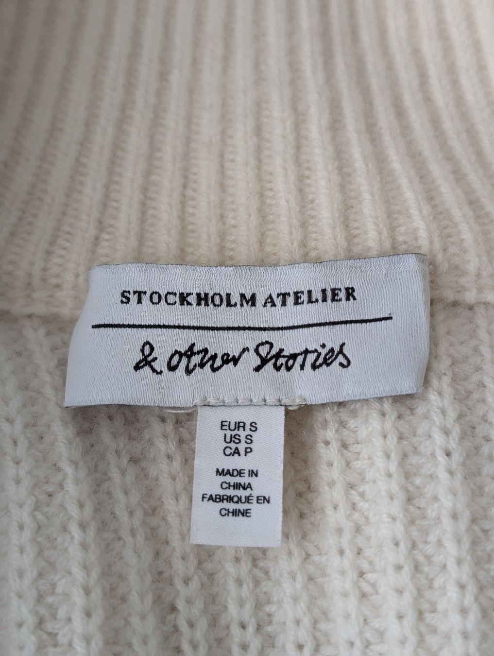 Other Stories Maglioni & Felpe: & Other Stories Strickjacke Wollweiss Gr. S / Pullover – Usato da Basel venduto da an_v7yj 3