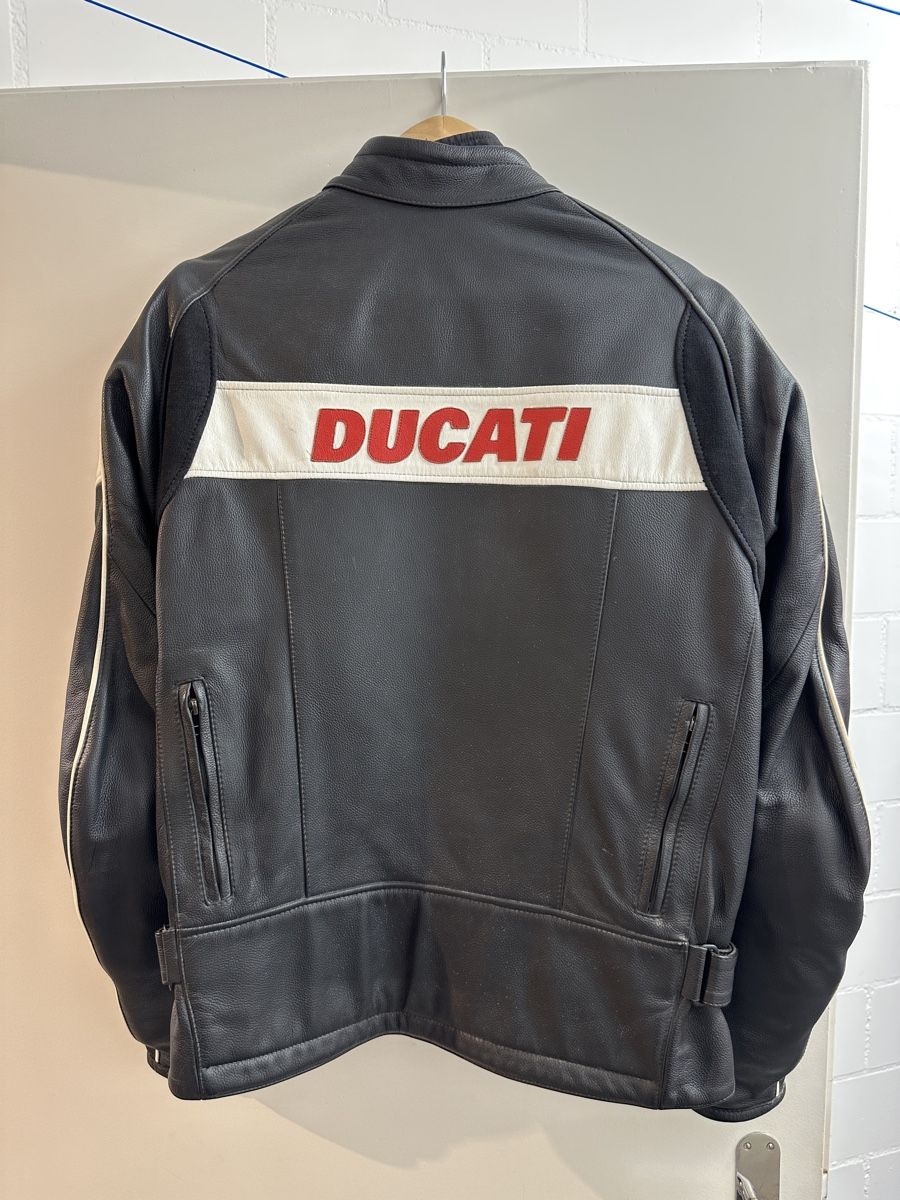 Ducati Jacken: Ducati Lederjacke – Gebraucht aus Belp von Daback 1