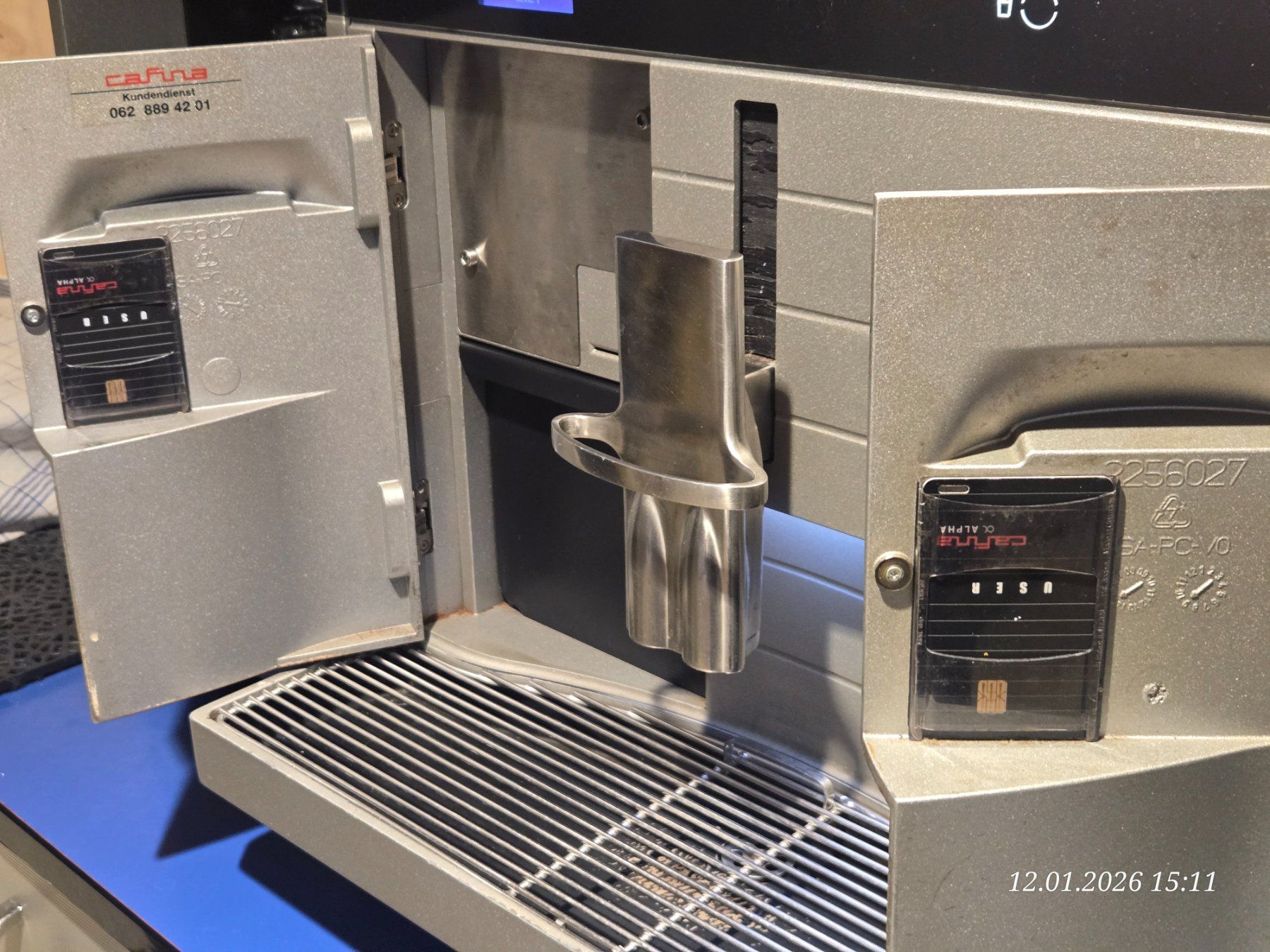 Macchine per caffè & Macchine per espresso: Gastro 2 Kaffemaschienen Cafina Alpha – Usato da Erstfeld venduto da Gina033 2