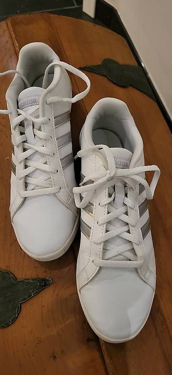 Scarpe da donna: Adidas Sneaker - Grösse 40 – Usato da Wangen SZ venduto da daslohntsich 4