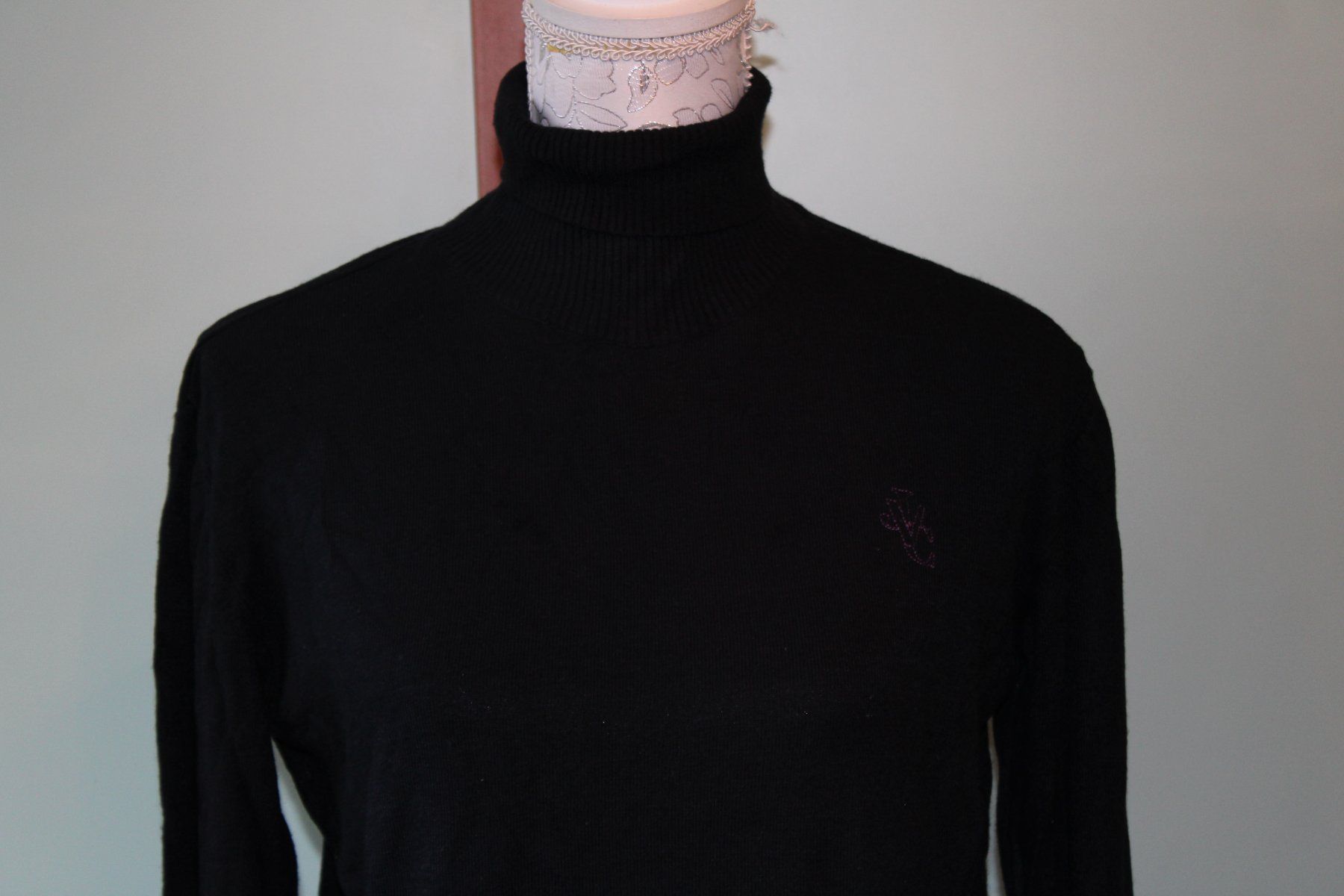 Maglioni & Felpe: Pullover – Usato da Schaan venduto da antikes_und_kurioses 1