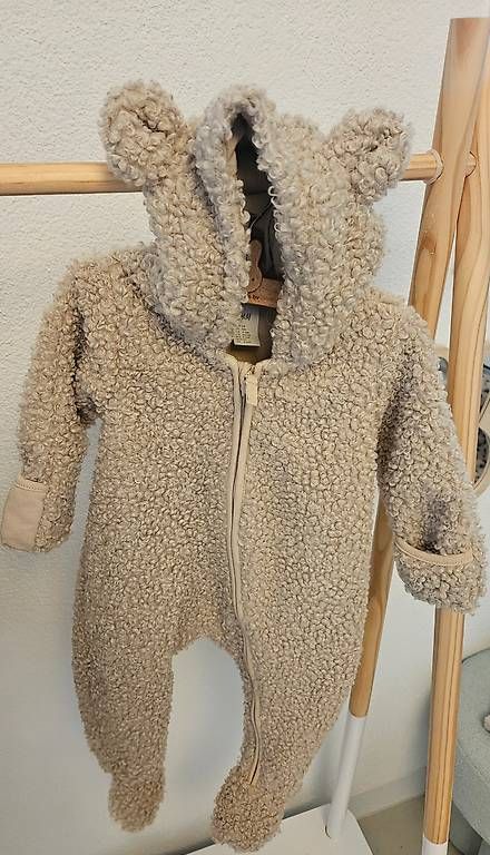 H&M Pagliaccetti: Flauschiger Overall Teddylook Gr.68 – Usato da Strengelbach venduto da Ciinci