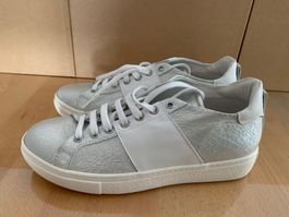 Sneakers Gr. 38 (LEDER)