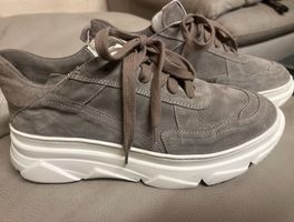 Neuwertige Copenhagen Damen Sneaker Grau Wildleder, Gr. 39