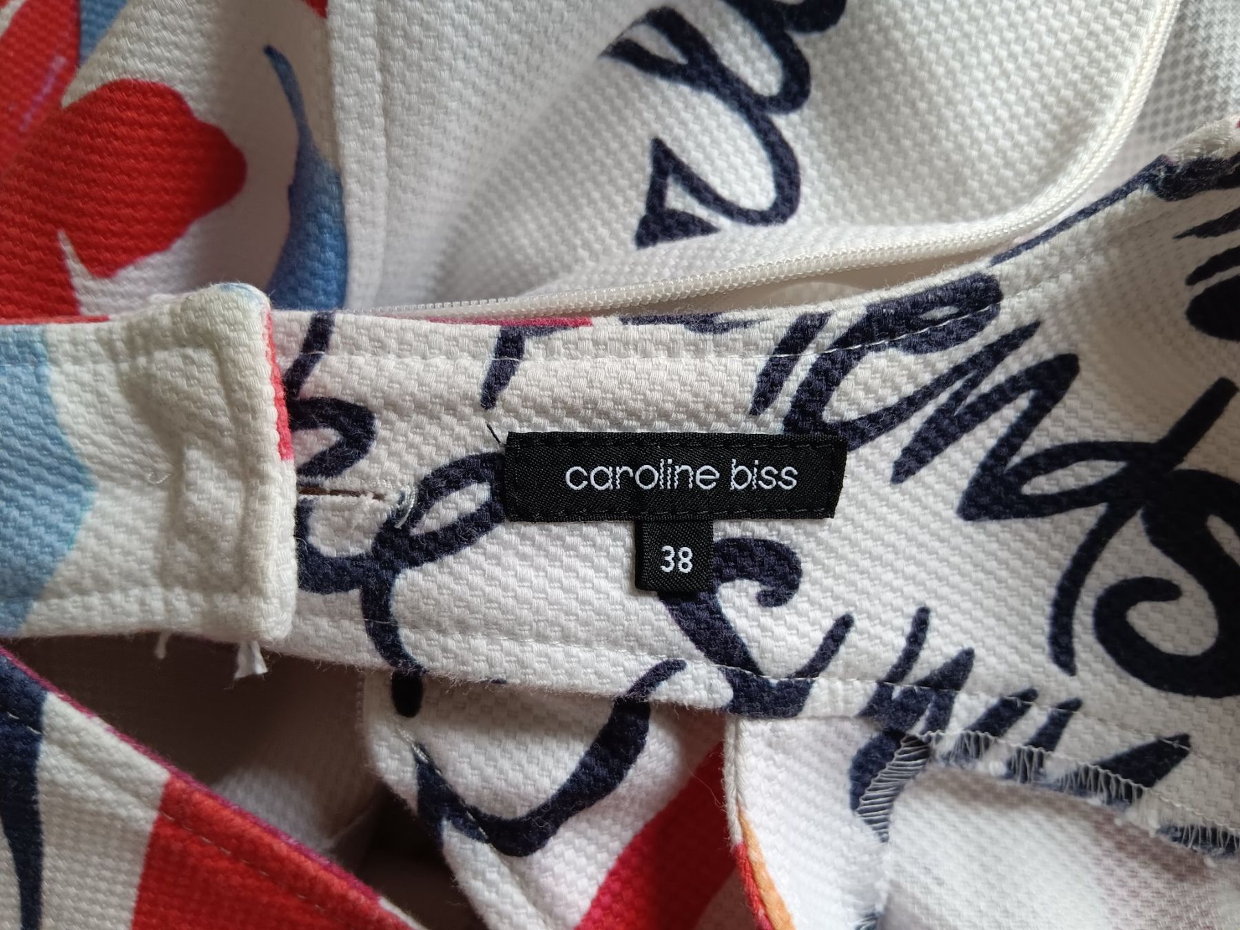 Vestiti: CAROLINE BISS Robe / Kleid taille / Grosse 38 – Usato da Cossonay-ville venduto da Super-Price-Quality 9