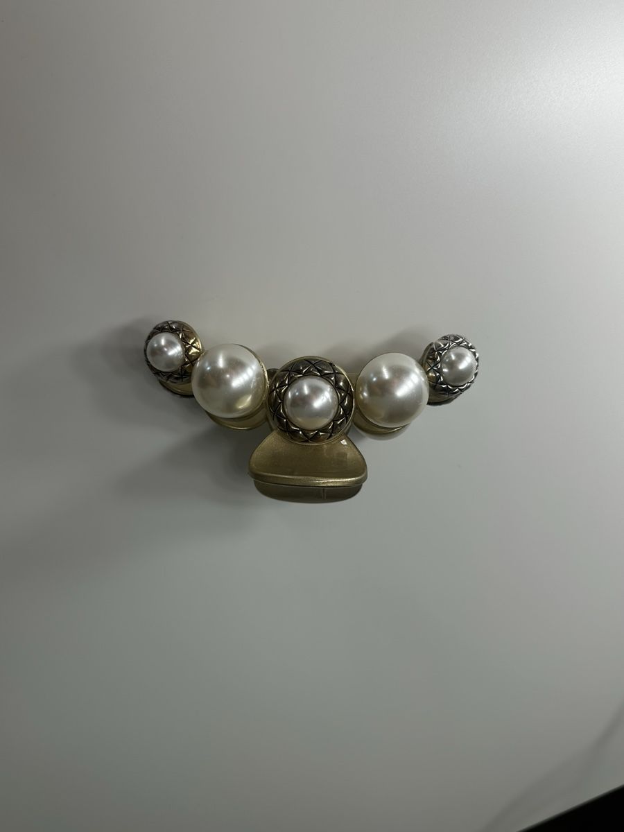 Accessori per capelli: Wunderschöne, grosse Haarklammer mit einem Defekt – Usato da Volketswil venduto da hal_65hj 4
