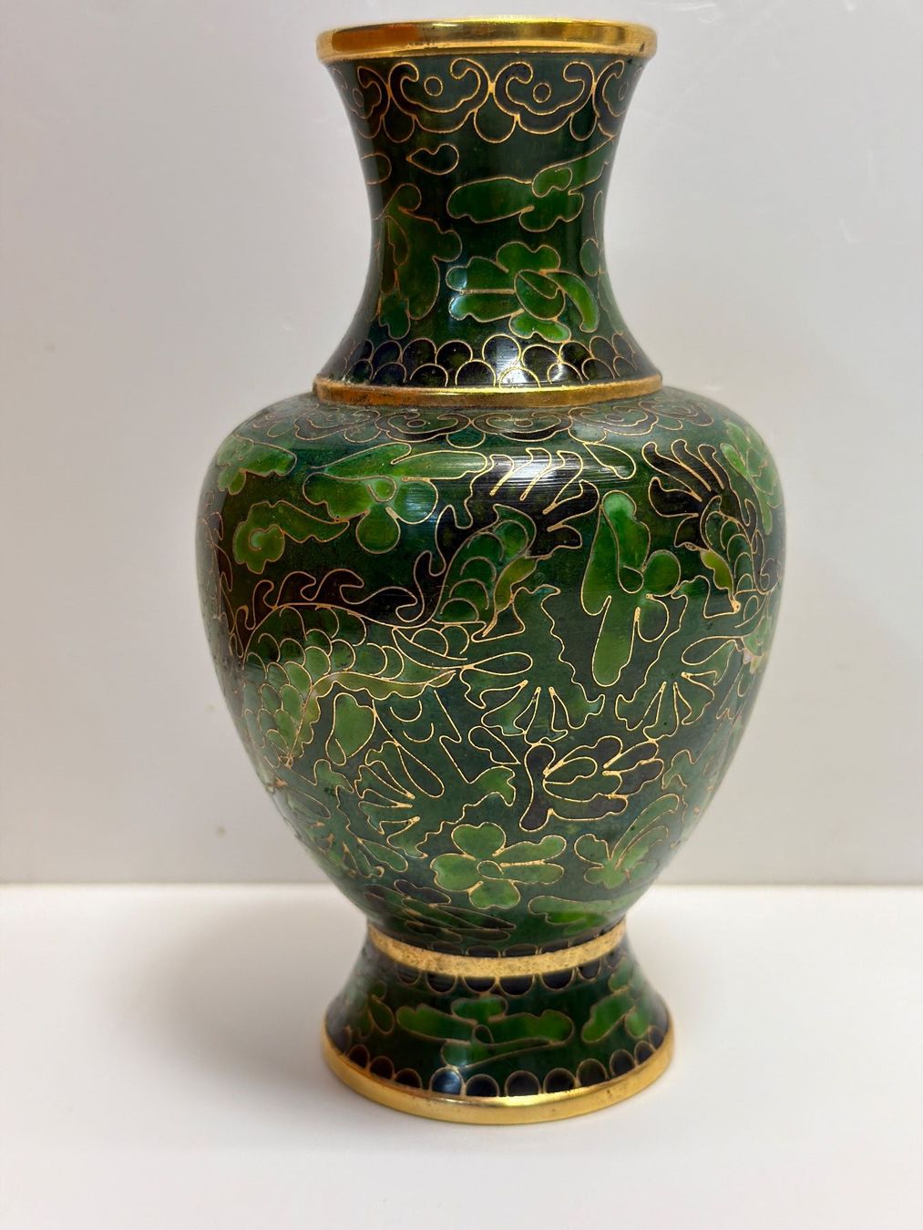 Vasen & Gefässe: VASE CLOISONNE ZWEI GRÜNE DRACHEN – Gebraucht aus Matzingen von exklusives 4
