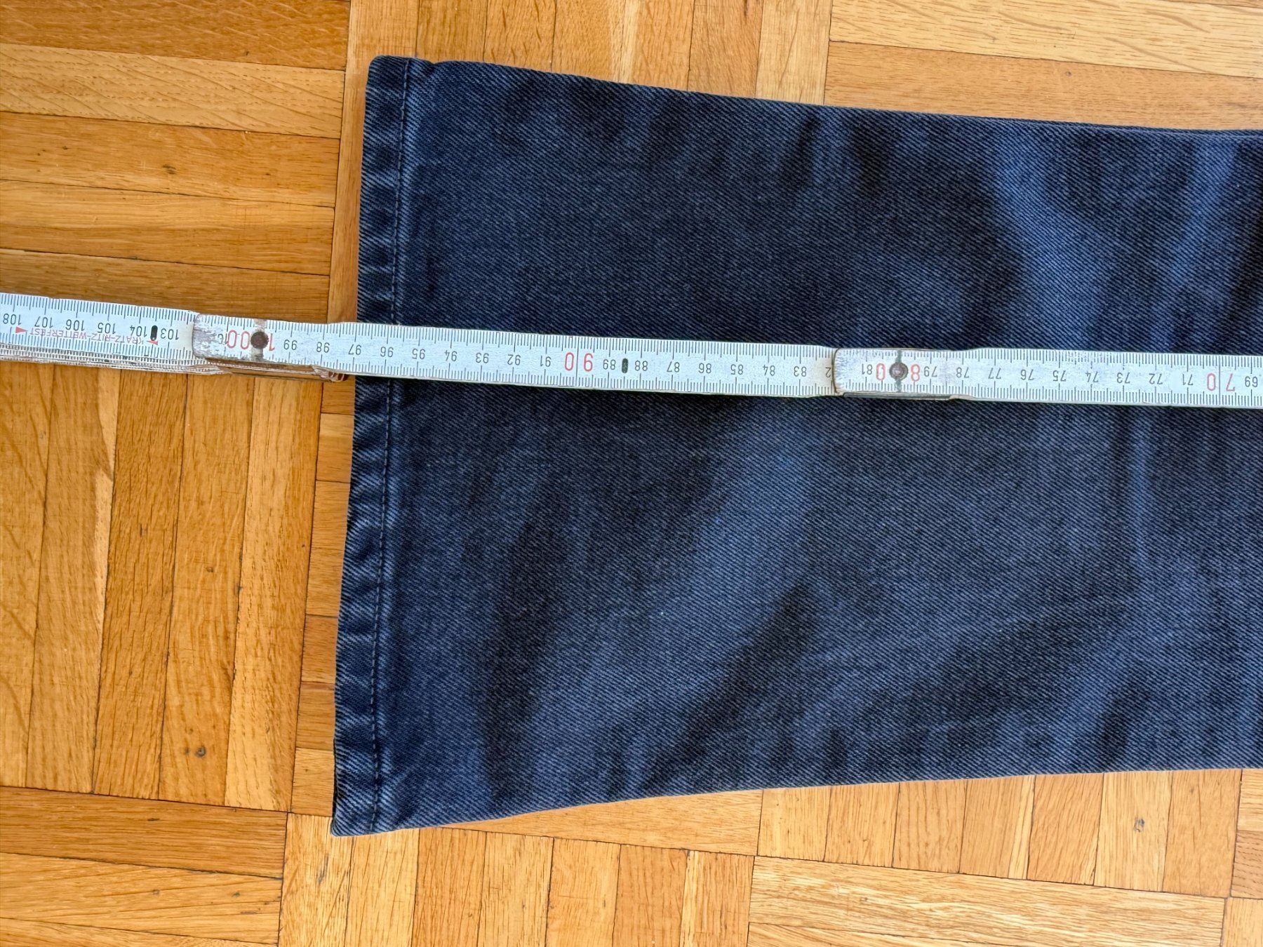 Totême Jeans: Toteme Kick Flare Jeans size 28 – Nuovo (secondo la descrizione) da st prex venduto da magdalenaonline 4