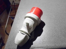 Stecker 230/400 V 16 A , Walther