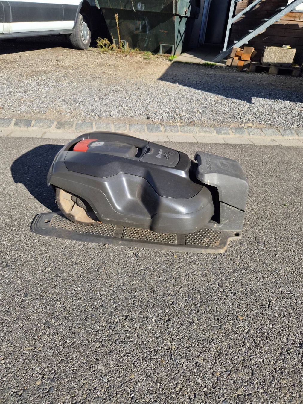 Husqvarna Tagliaerba: Husqvarna Automower 310 – Usato da Worben venduto da TCPoint 1