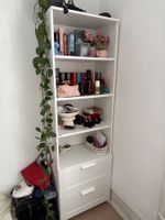 Ikea Regal weiss mit zwei Schubladen - mit Abnutzungsspuren