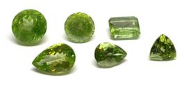 Lot 6x Péridots 25.23 ct CERTIFICAT 3'000.- Fr