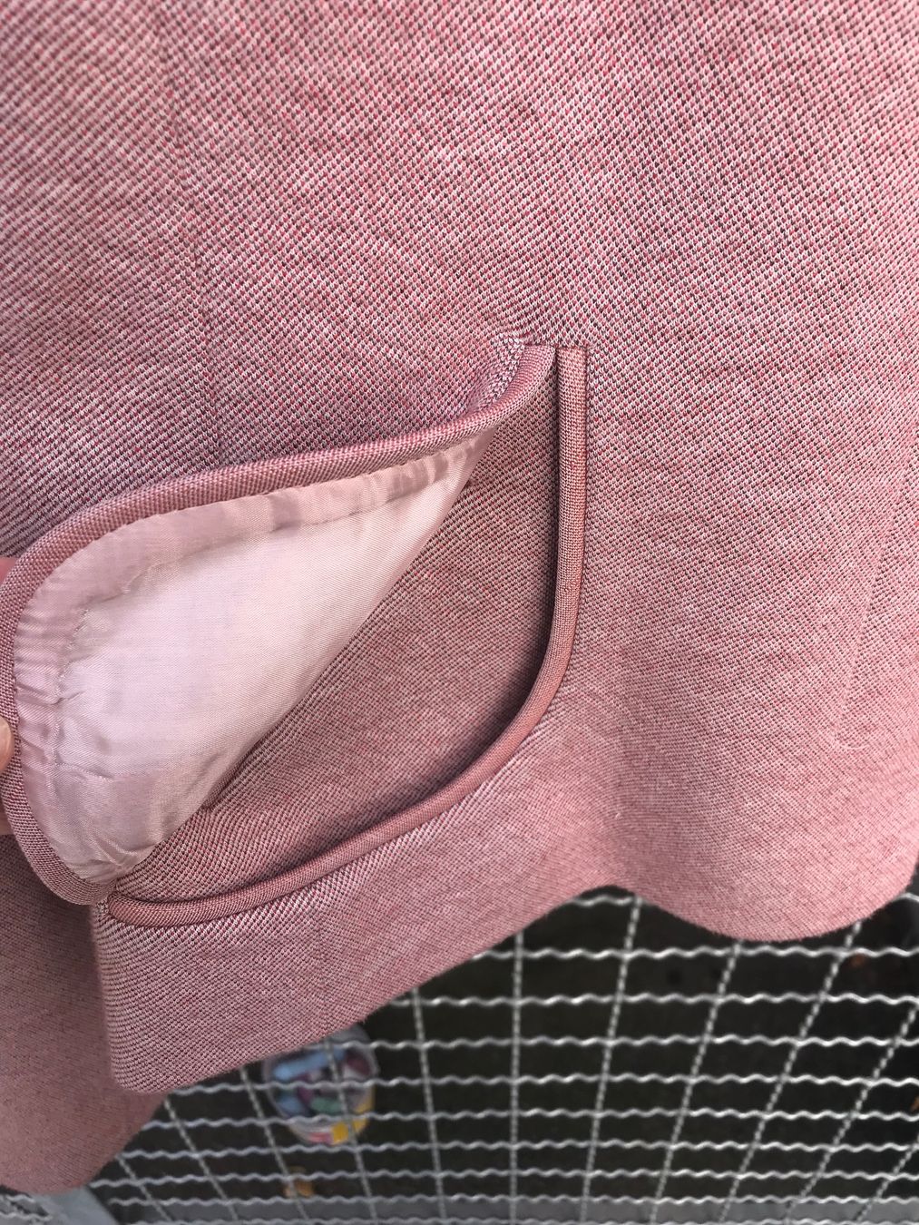 Akris Giacche: Wunderschöne Akris-Übergangsjacke in rosa – Usato da Zürich venduto da Salima03 4