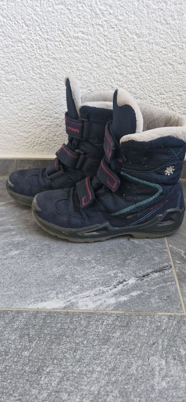 Scarpe per ragazzi: Lowa Winterschuhe – Usato da Büetigen venduto da Marda2 1
