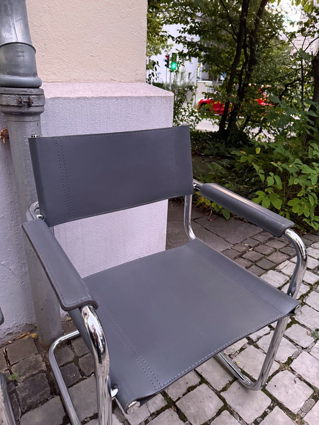 Chaises: 4er-Set Freischwinger Grau – D'occasion à Zürich par Gregor12 5