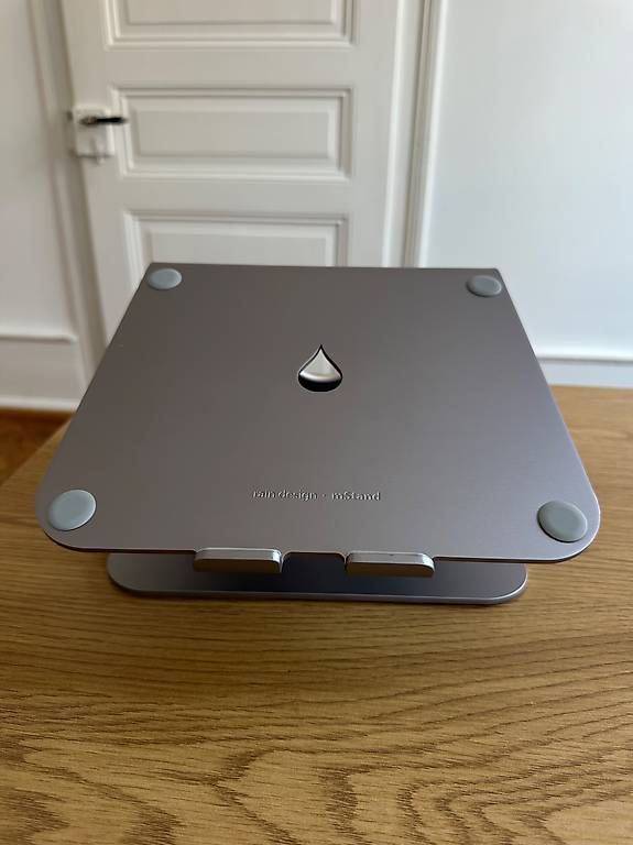 Racks & Cavalletti: Laptopständer Raindesign mStand – Usato da Basel venduto da KoFI-CoSI