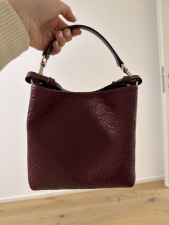 Gucci Bucket Bag in Bordeaux