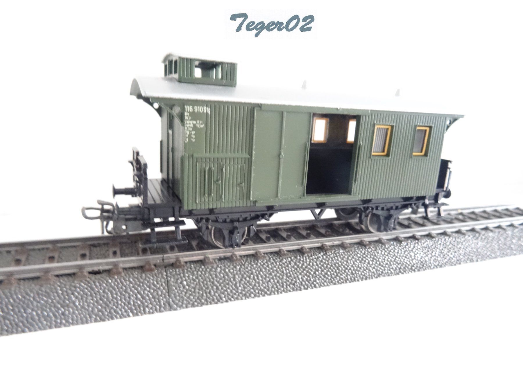 Märklin Modelleisenbahnen: Märklin. H0 4038 Gepäckwagen – Gebraucht aus Hochdorf von Teger02