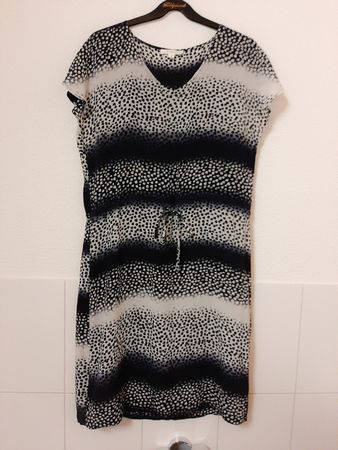 Schönes Kleid aus Seide von st-martins Gr. S