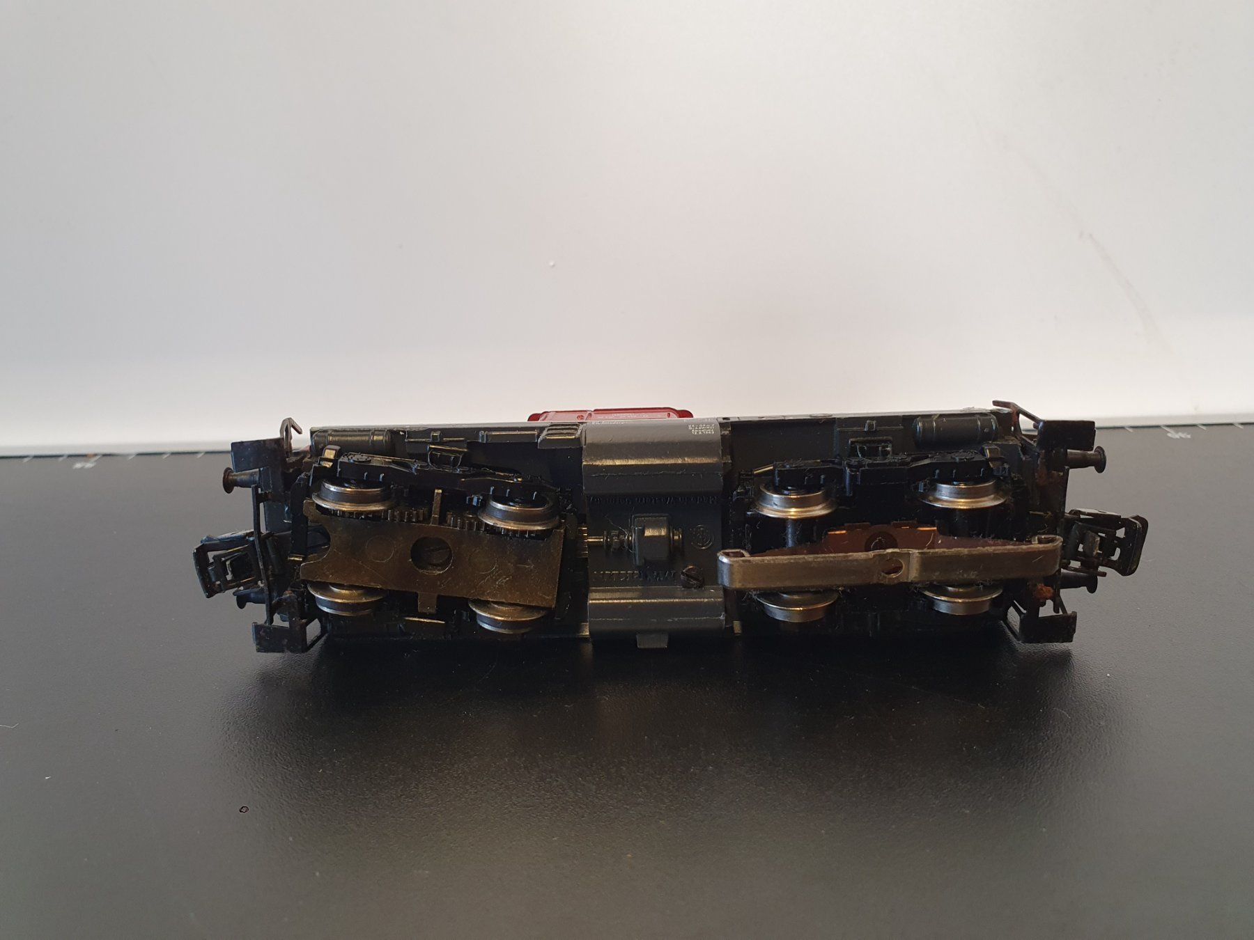 Märklin Modelleisenbahnen: MÄRKLIN: DB DIESELLOK BR 212 ROT – Gebraucht aus Biglen von taunus82 4
