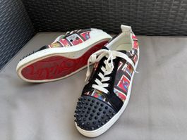 Sneaker Gr. 45 Comic-Print mit Nieten  ☀️ rote sohle