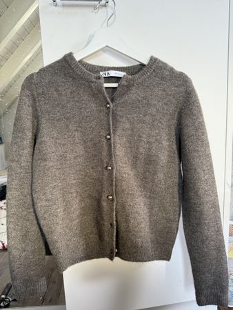 Zara Strickjacke, Grösse M, ungetragen