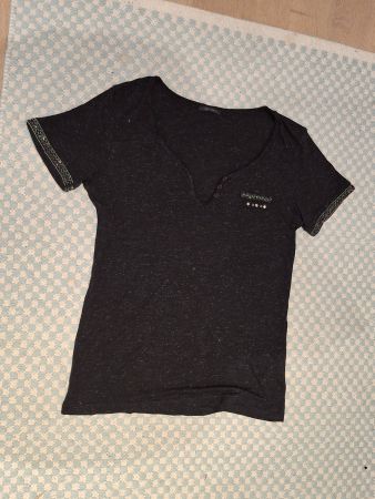 Schickes IKKS Damen T-Shirt, Grösse M, neuwertig!