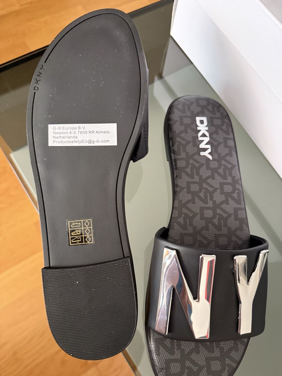 DKNY Scarpe da donna: DKNY Pantoletten  Grösse 40  Neu – Nuovo e nell'imballaggio originale da Thun venduto da Vesna27 1