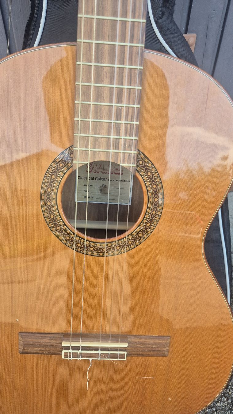 Musikinstrumente: Gitarre Strunal Mod. 870 – Gebraucht aus Rämismühle von beni0010 1