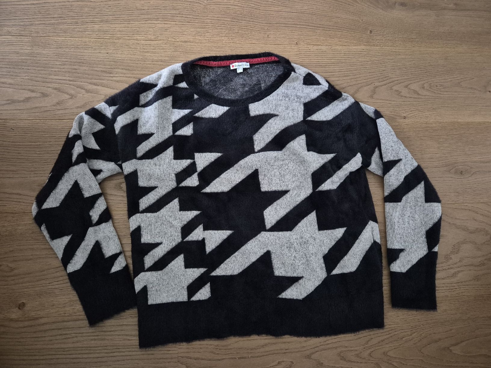 Maglioni & Felpe: Street one Pullover schwarz/beige gemustert – Nuovo (secondo la descrizione) da Steffisburg venduto da Dali5