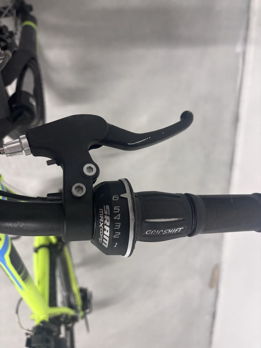 Decathlon Vélos: Decathlon Kindervelo 24 Zoll – D'occasion à Cham par BMLT 1
