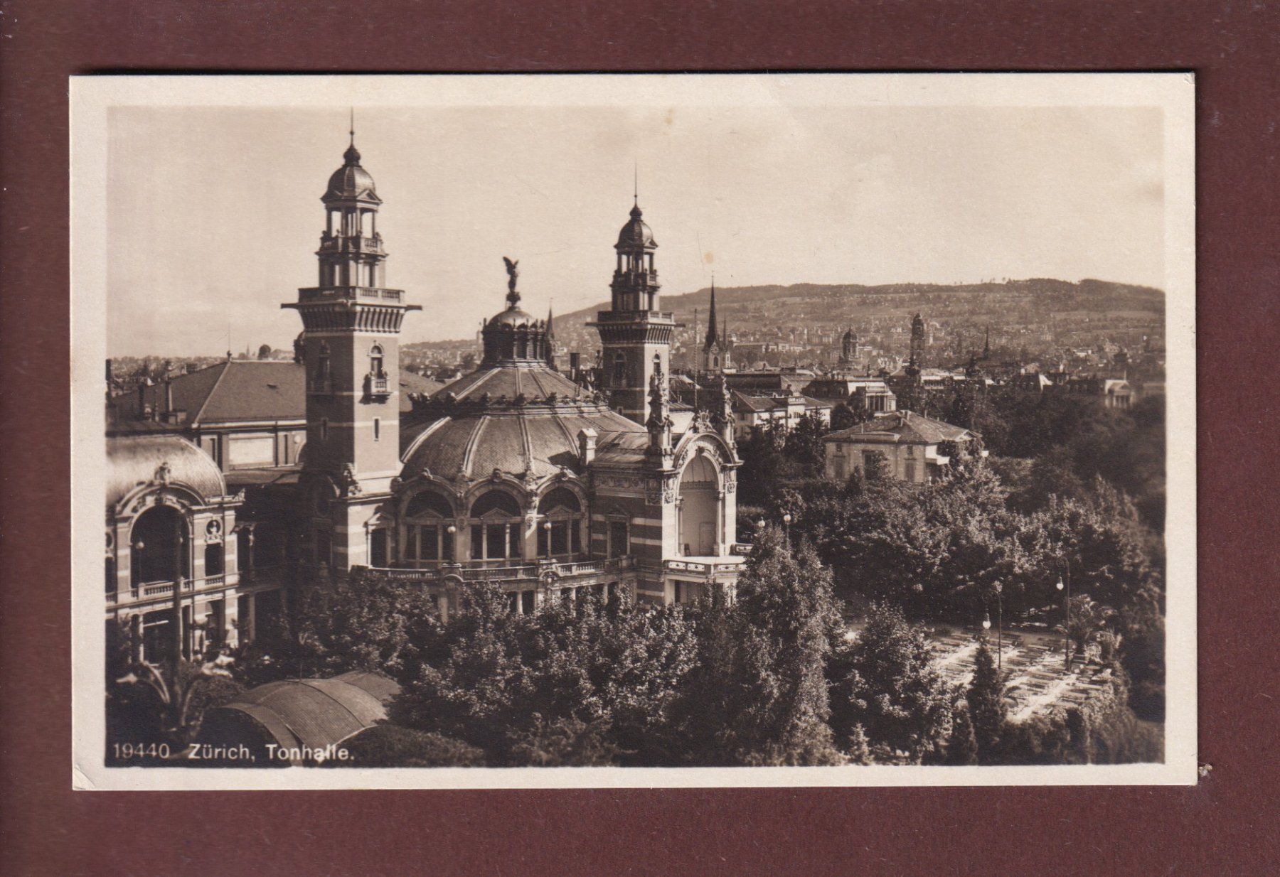 Cartoline postali: ZÜRICH - Tonhalle – Usato da Pully venduto da nicecards