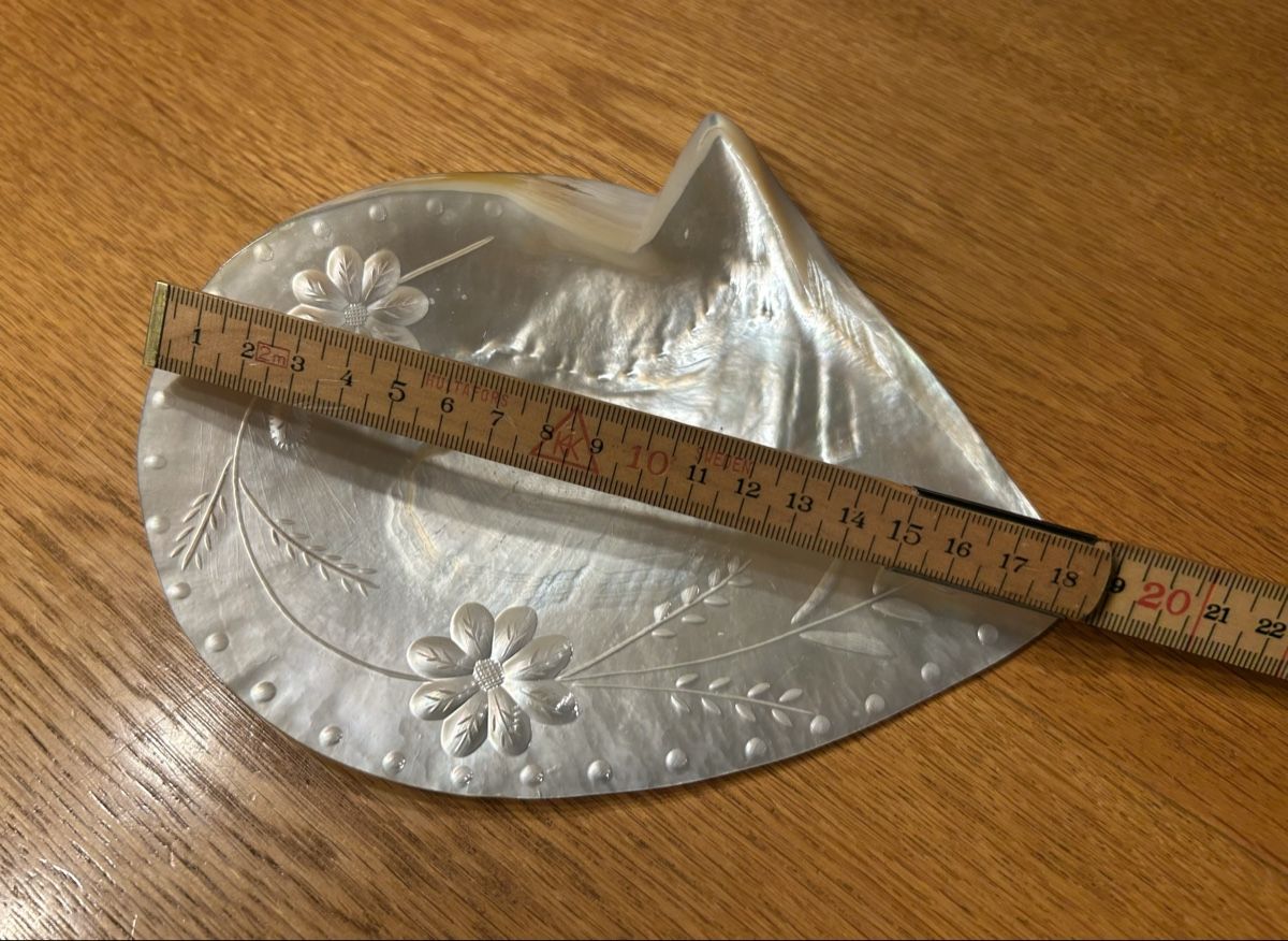 Tutte le decorazioni: Perlmutt Schale graviert  – Usato da Lengnau AG venduto da m5f1r9 3