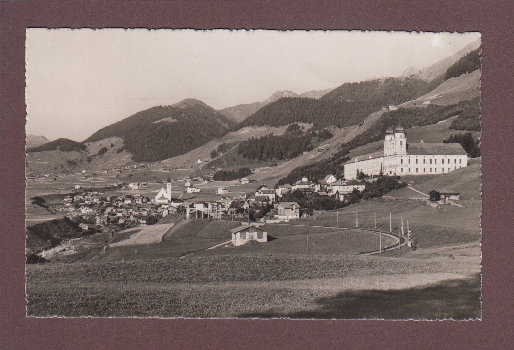 Cartoline postali: DISENTIS - Oberalp - 1951 – Usato da Pully venduto da nicecards