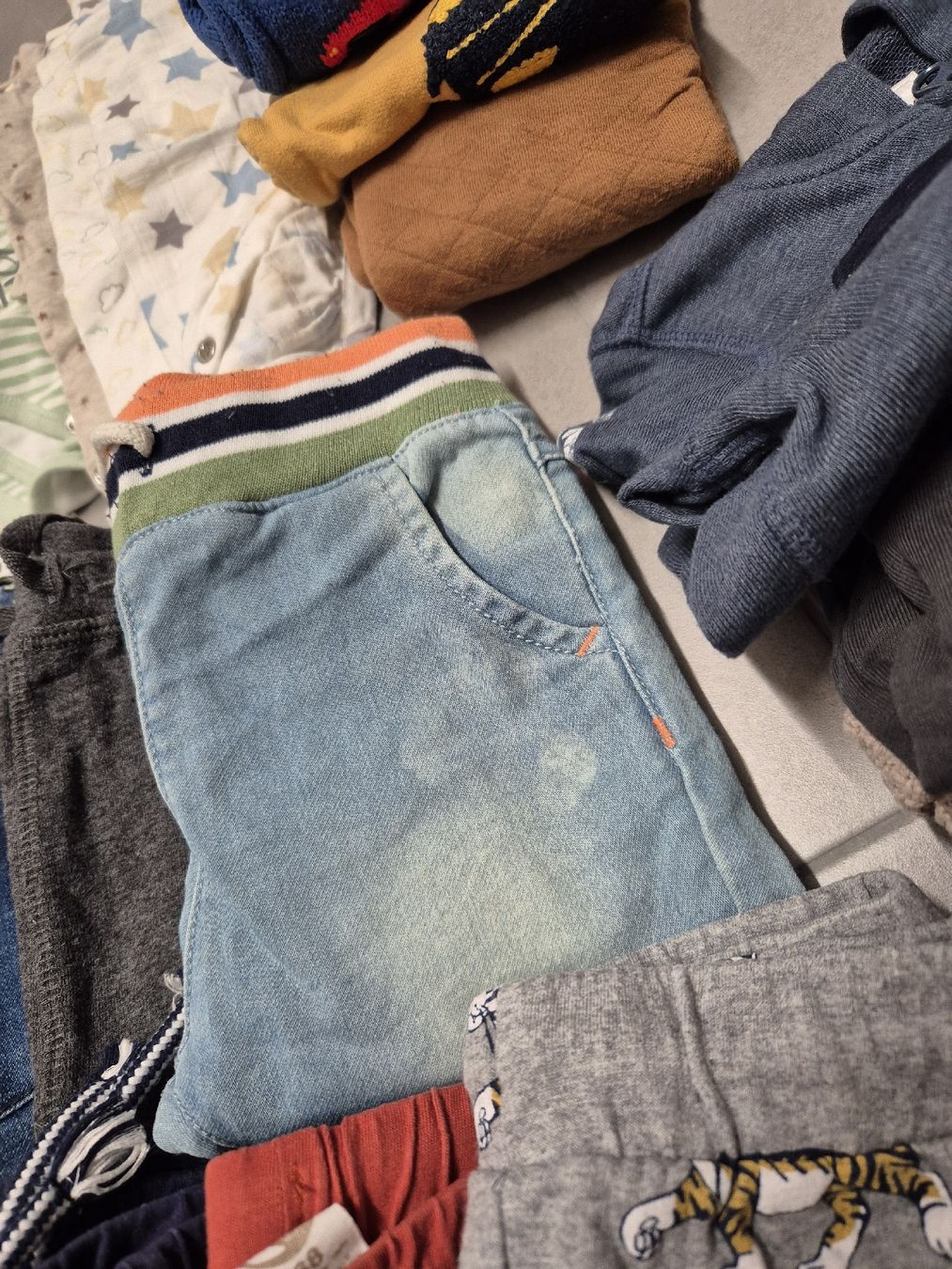 Lotti & Set di vestiti: Kinderkleider Paket, Grösse 68, Junge – Usato da Künten venduto da JennM. 1