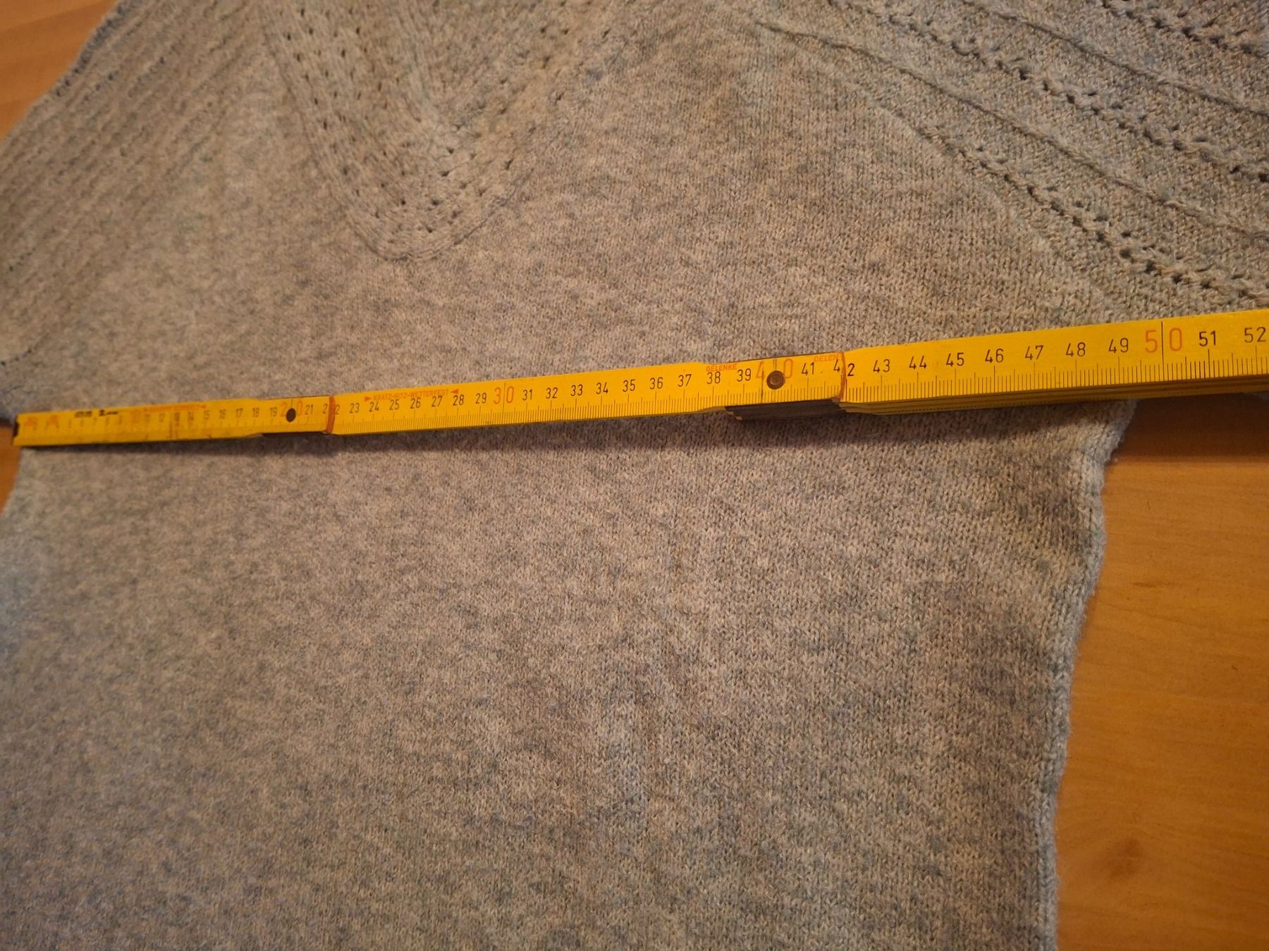 Maglioni & Felpe: Pull col en V vert pastel XL marque C & JO 35% cachemire – Usato da Villiers venduto da san_jn5w 7