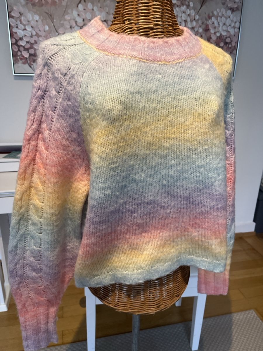 Pullover & Sweatshirts: Strickpullover, Pastellfarben, ca. 38/40 – Gebraucht aus Solothurn von Bobesch08 1