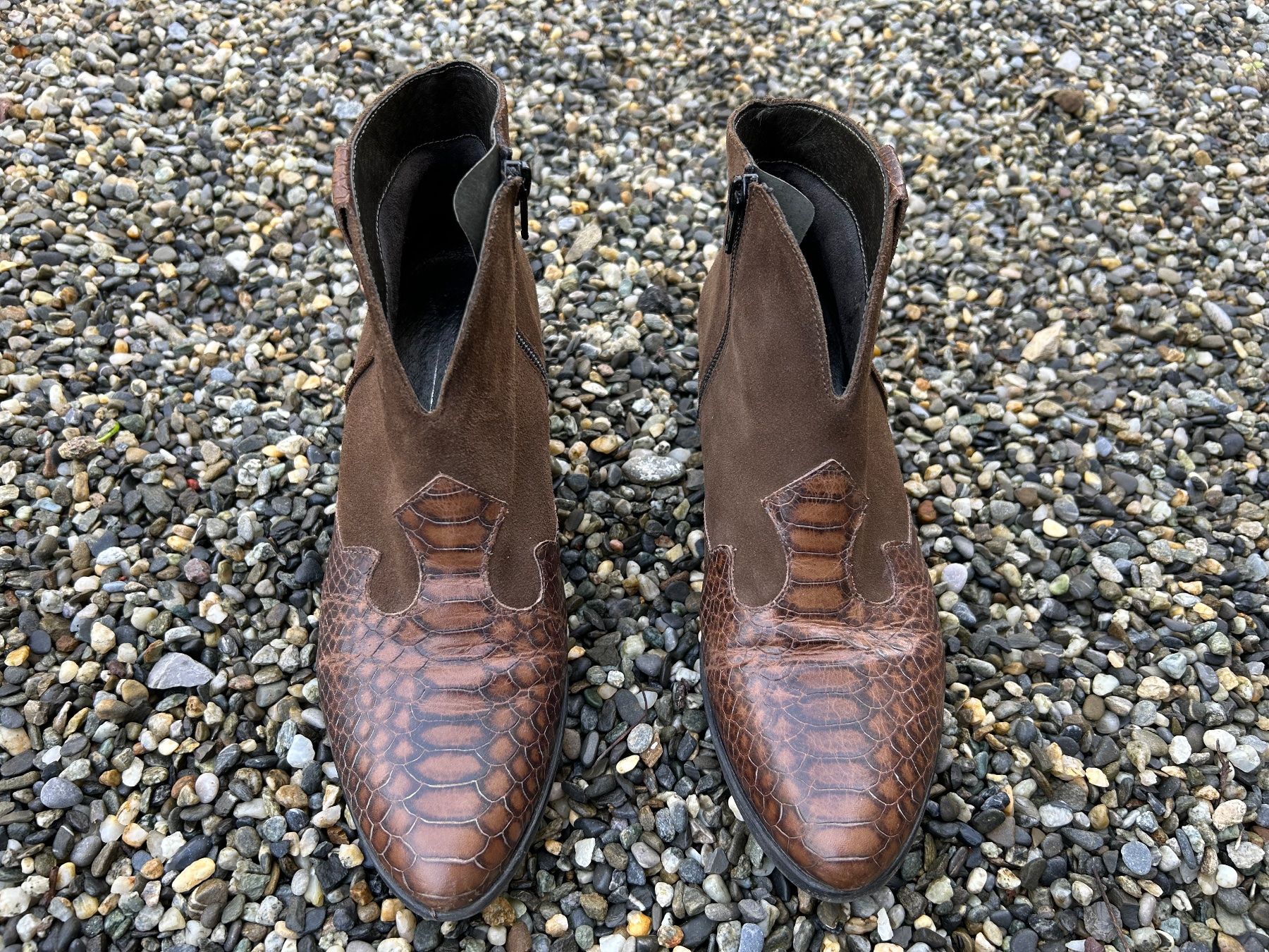 Scarpe da donna: Bottines Esteve en cuir - pointure 39 – Nuovo (secondo la descrizione) da La Tour-de-Peilz venduto da Cole1814 1
