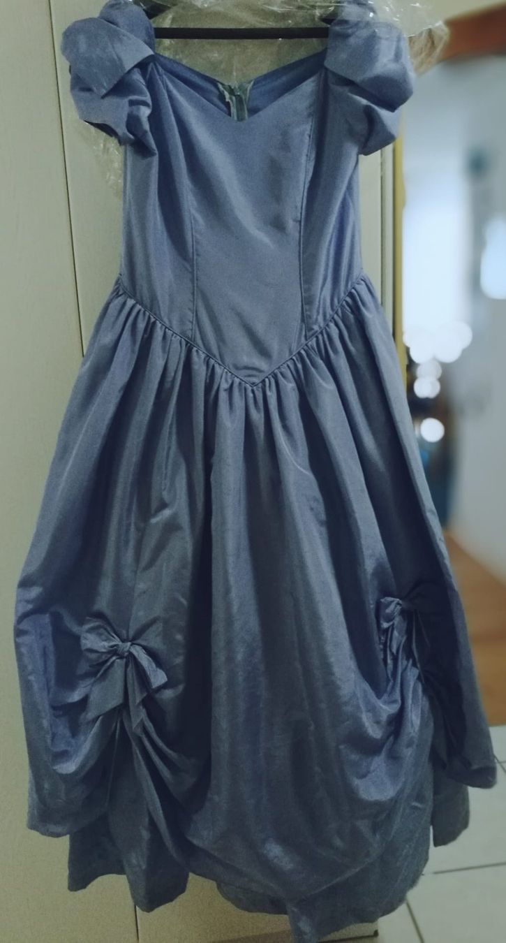 Robes: Festkleid Cinderella Style – D'occasion à Tschingel par Bohne1996