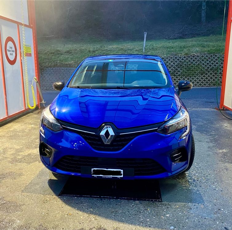 RENAULT Clio 1.6 E-Tech Intens Hybrid