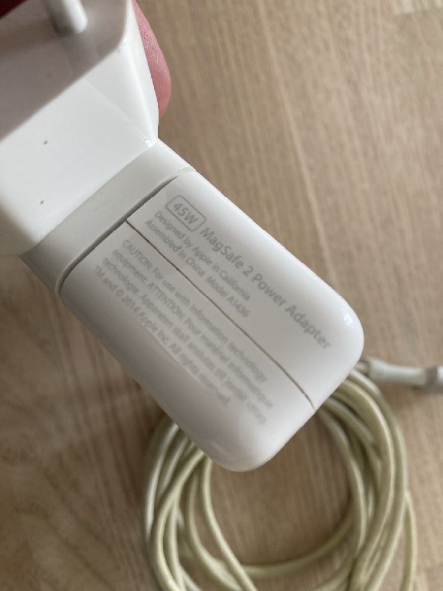 Apple Caricabatterie: Apple MagSafe 2 Power Adapter 45W gebraucht – Usato da Basel venduto da Minim 2