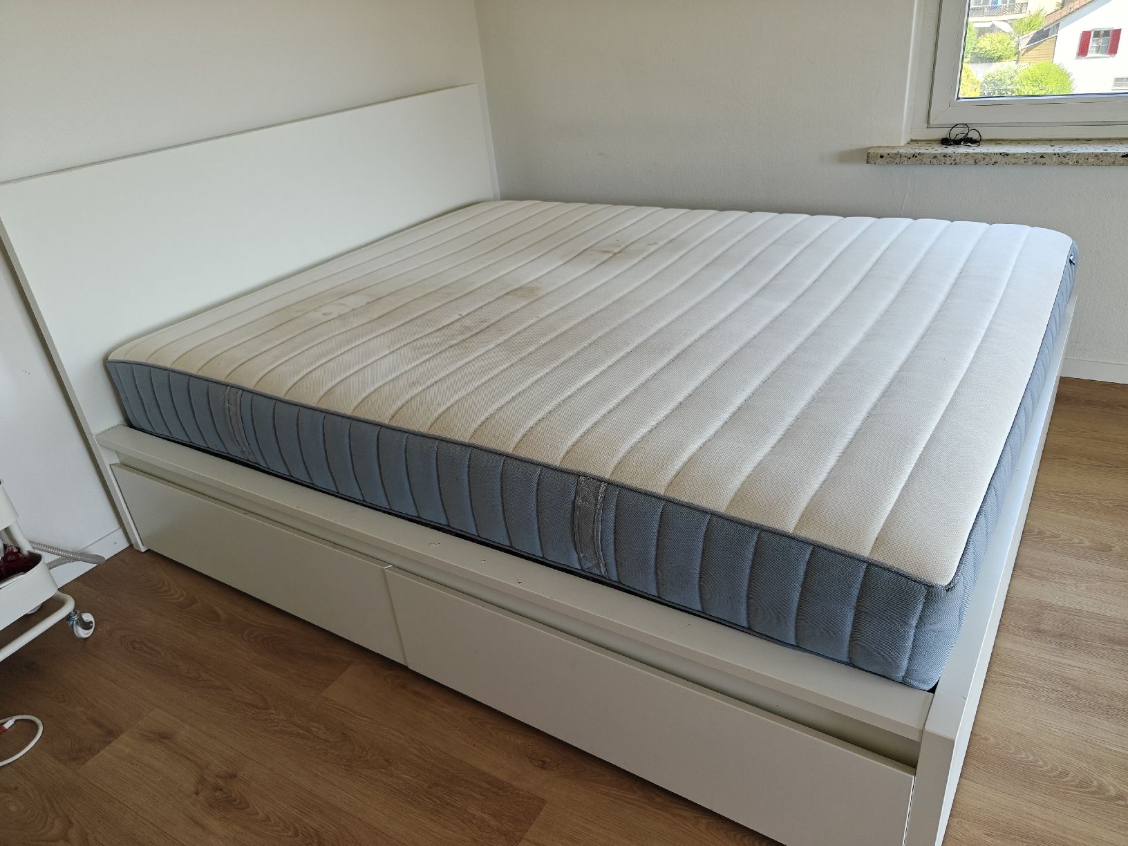 Ikea Letti: Bed frame with storage drawers IKEA 160x200cm – Usato da Umiken venduto da sha_t6kn 4