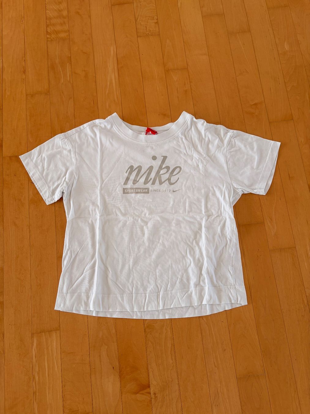 Nike T-shirt: Nike T-Shirt weiss – Usato da Urdorf venduto da roses202